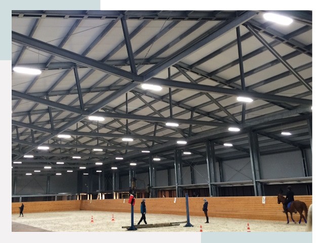 Строительство конных манежей от 609 руб в Сосновый Бор